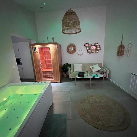 Spa Jungle Le Mesnil-Saint-Denis Exterior foto