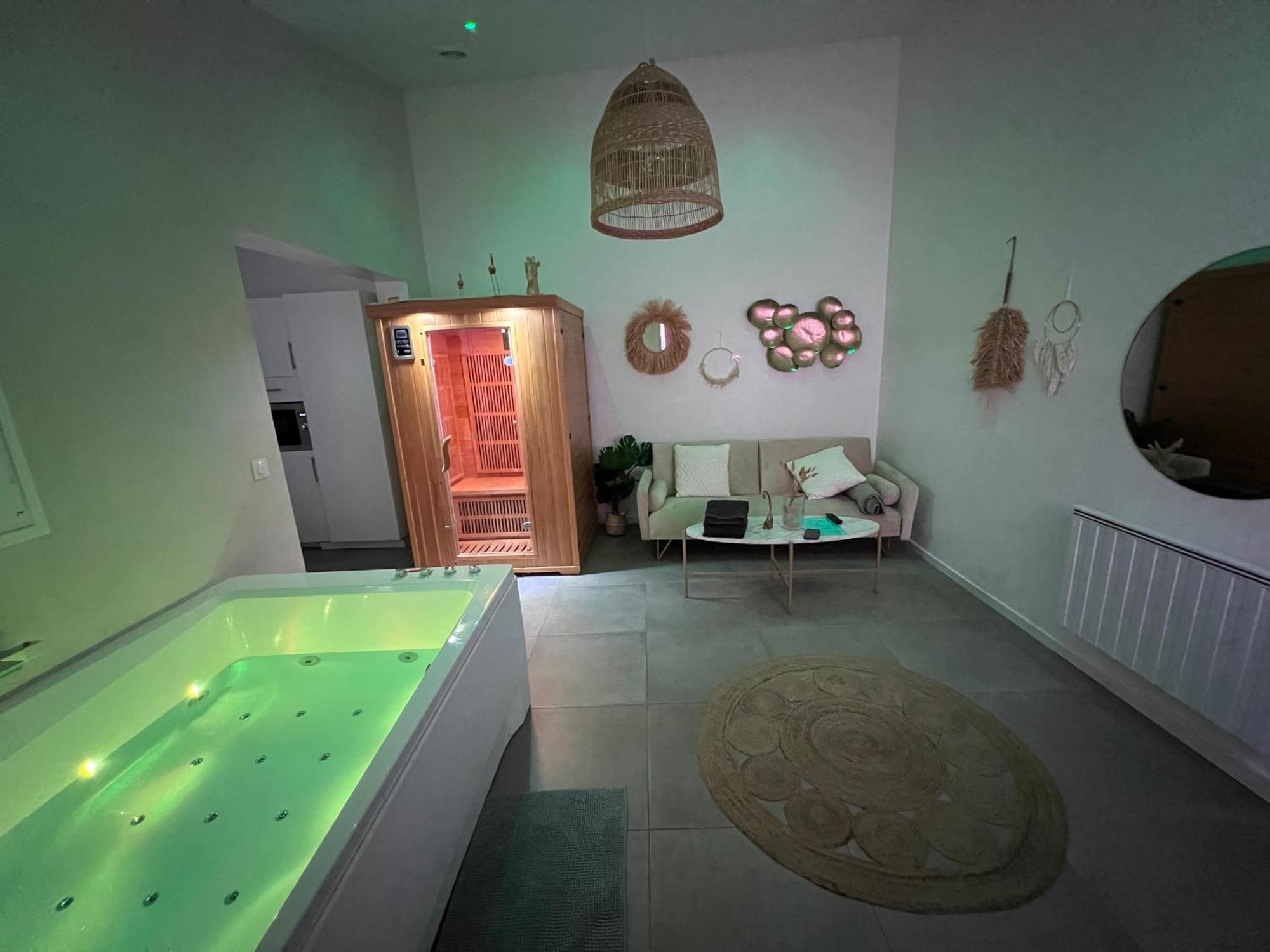 Spa Jungle Le Mesnil-Saint-Denis Exterior foto